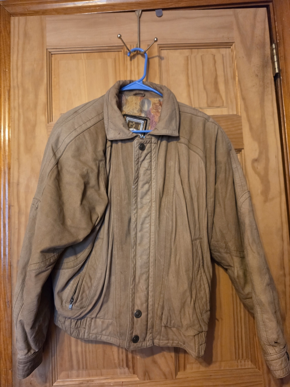 vintage G-III "Global Identity" Tan Leather jacket